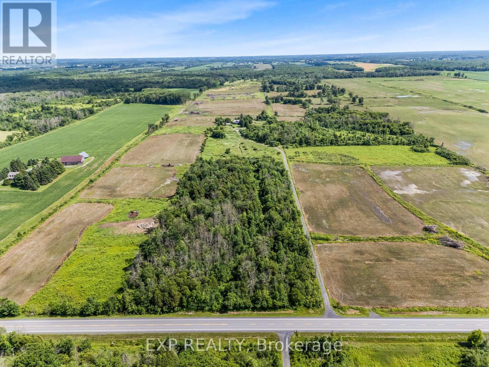 20612 Laggan Glenelg Road, North Glengarry, Ontario  K0B 1E0 - Photo 5 - X12504520