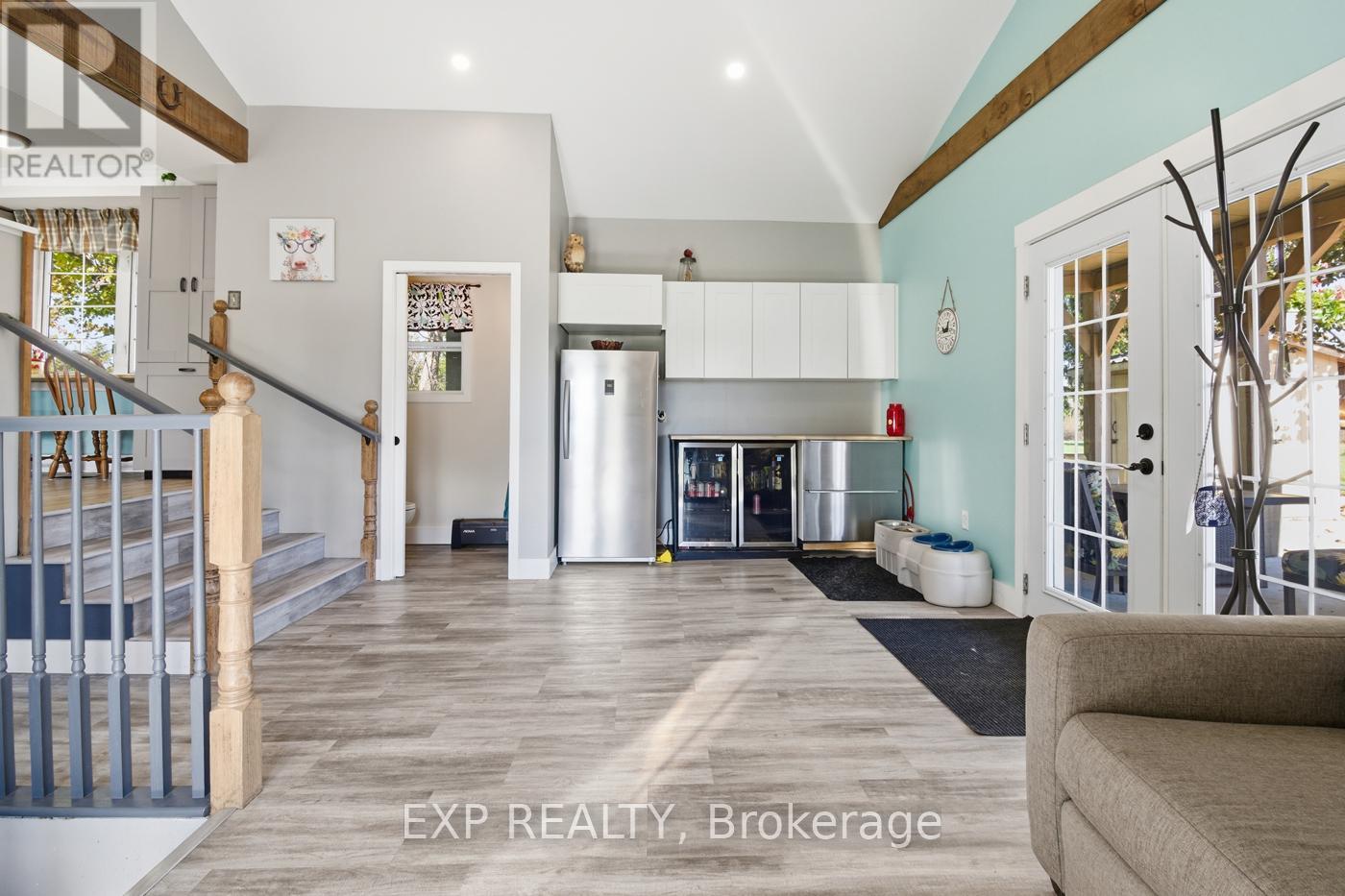 9043 Ridge Road, Niagara Falls, Ontario  L3B 5N7 - Photo 23 - X12504300