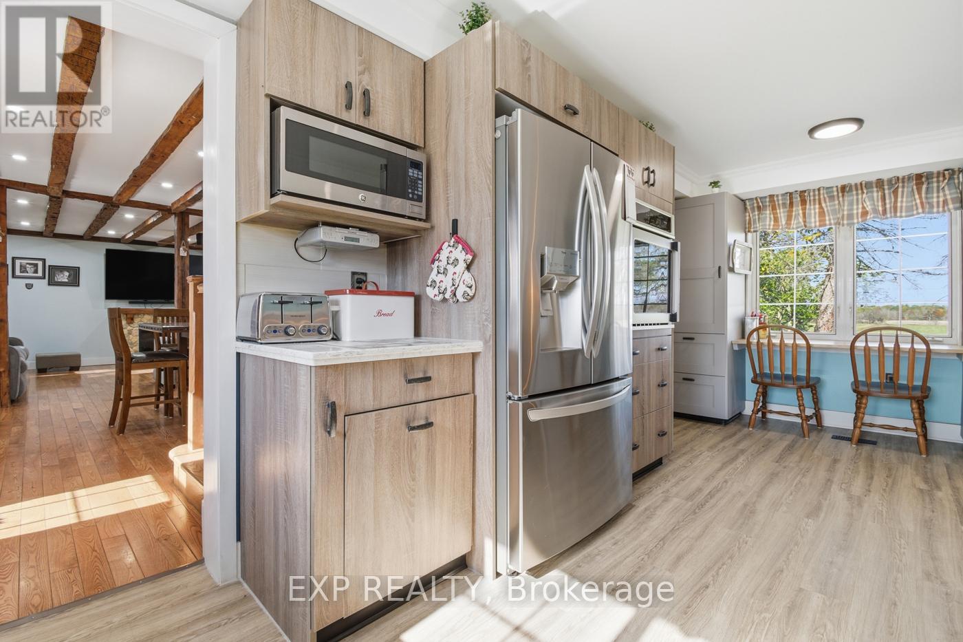 9043 Ridge Road, Niagara Falls, Ontario  L3B 5N7 - Photo 31 - X12504300