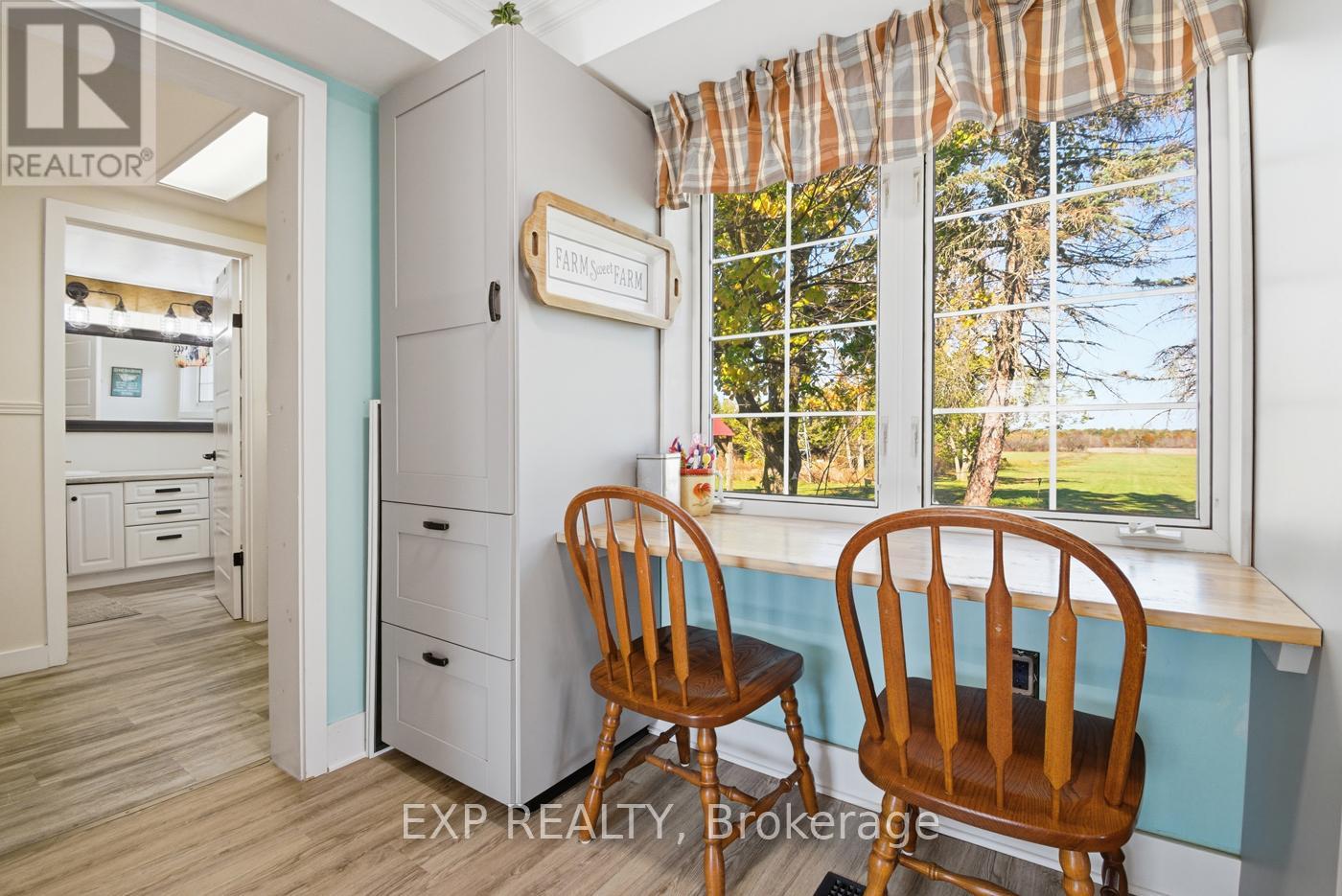 9043 Ridge Road, Niagara Falls, Ontario  L3B 5N7 - Photo 32 - X12504300