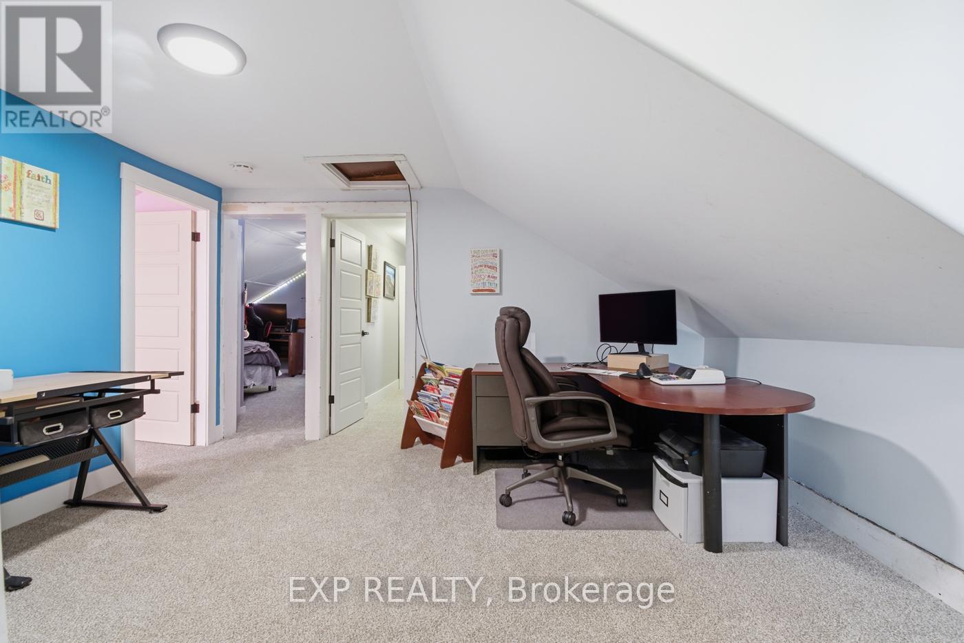 9043 Ridge Road, Niagara Falls, Ontario  L3B 5N7 - Photo 37 - X12504300