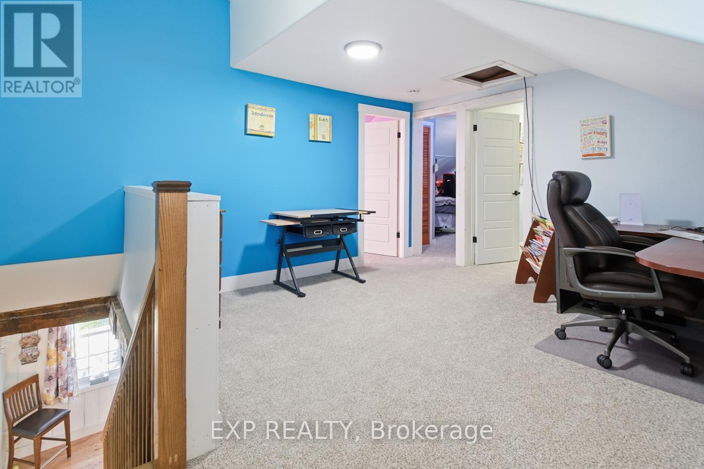 9043 Ridge Road, Niagara Falls, Ontario  L3B 5N7 - Photo 38 - X12504300