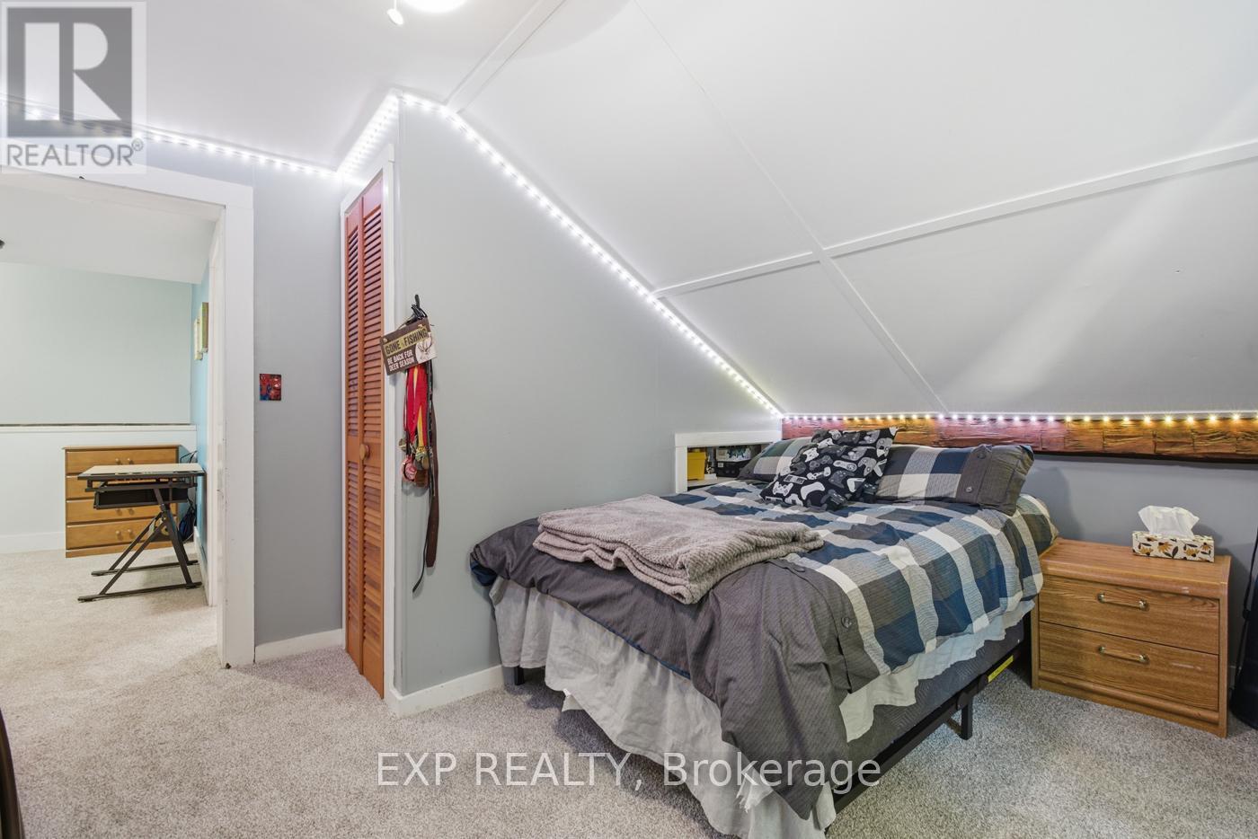 9043 Ridge Road, Niagara Falls, Ontario  L3B 5N7 - Photo 40 - X12504300