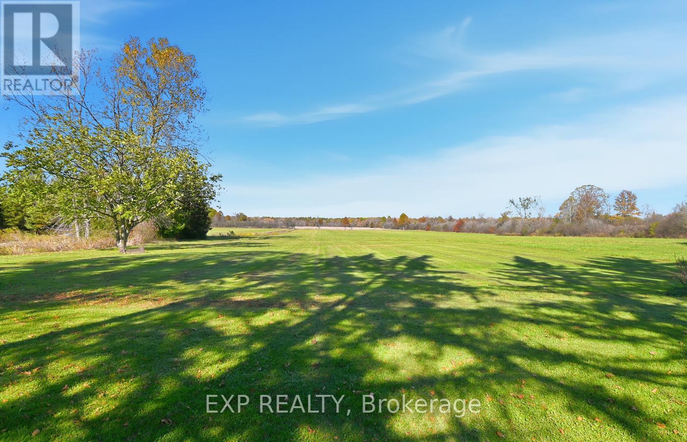 9043 Ridge Road, Niagara Falls, Ontario  L3B 5N7 - Photo 5 - X12504300