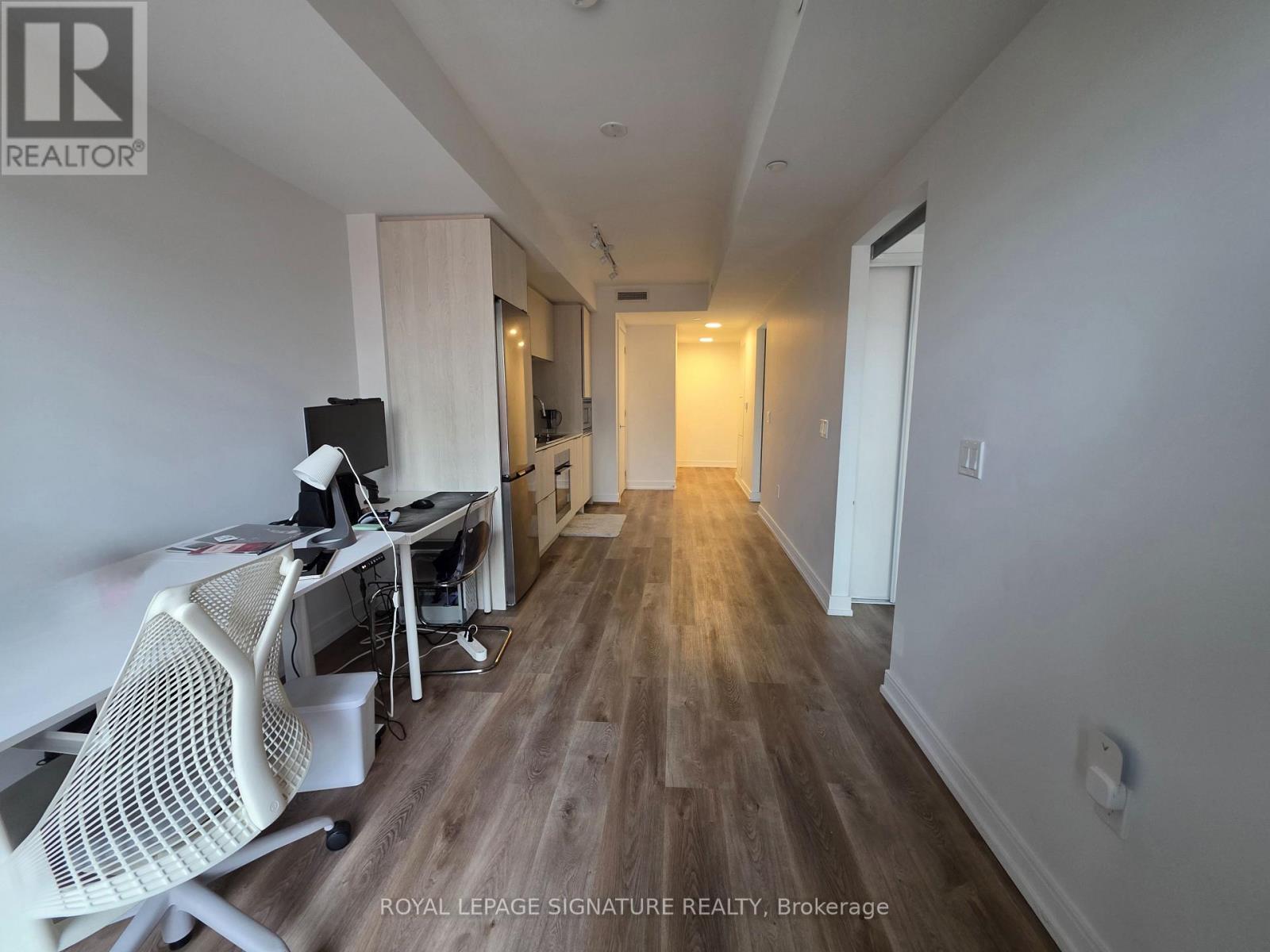 315 - 1 Jarvis Street, Hamilton, Ontario  L8R 0A8 - Photo 4 - X12504350