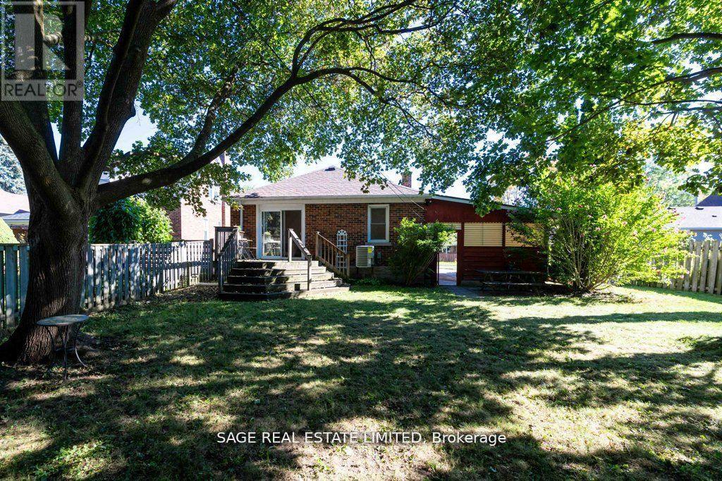 209 Bedford Road, Kitchener, Ontario  N2G 3A5 - Photo 22 - X12504378