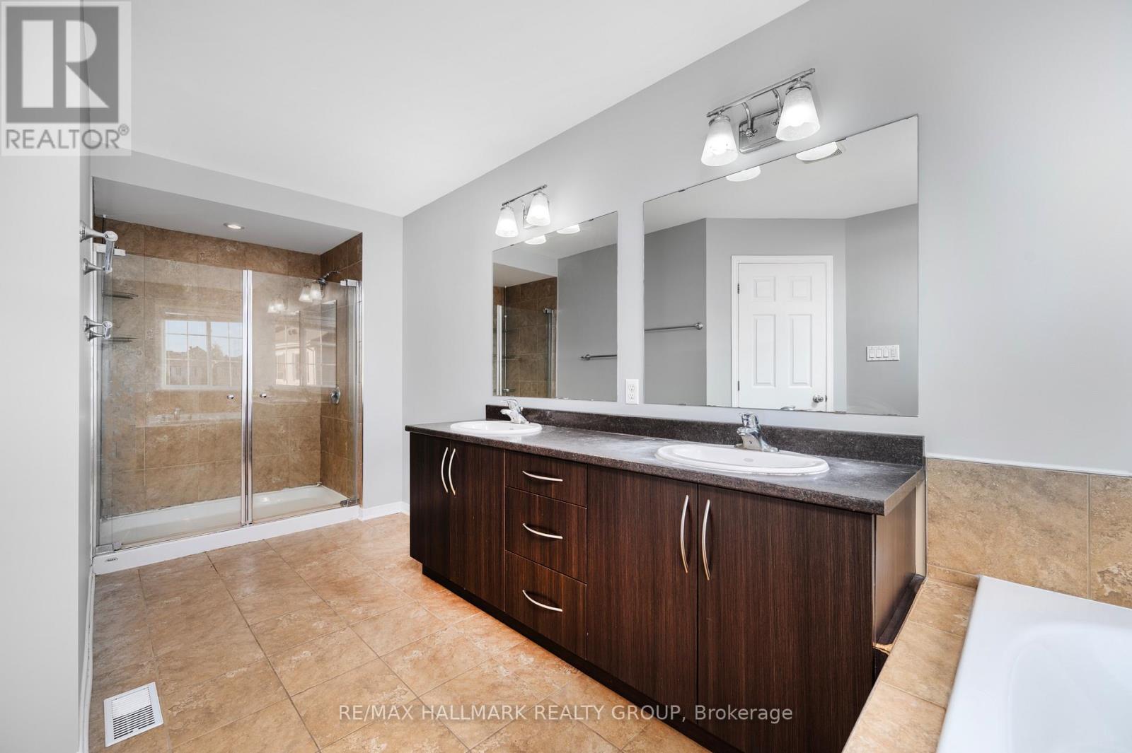 306 Tabaret Street, Ottawa, Ontario  K2M 0B8 - Photo 24 - X12480558