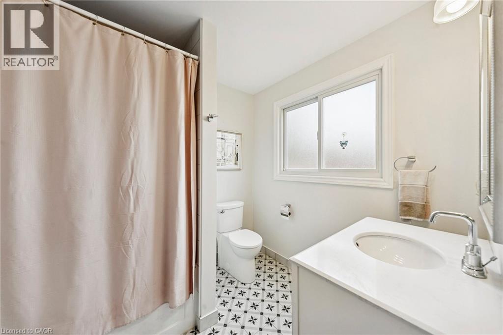 2210 Heidi Avenue, Burlington, Ontario  L7M 3W5 - Photo 30 - 40785204