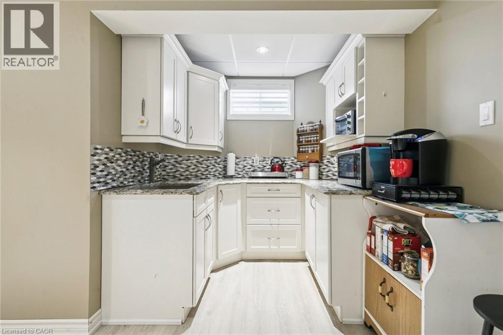 2210 Heidi Avenue, Burlington, Ontario  L7M 3W5 - Photo 40 - 40785204