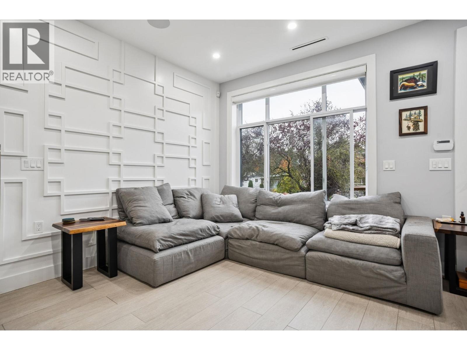 3045 East 59th Avenue, Vancouver, British Columbia  V5S 2B2 - Photo 6 - R3063941