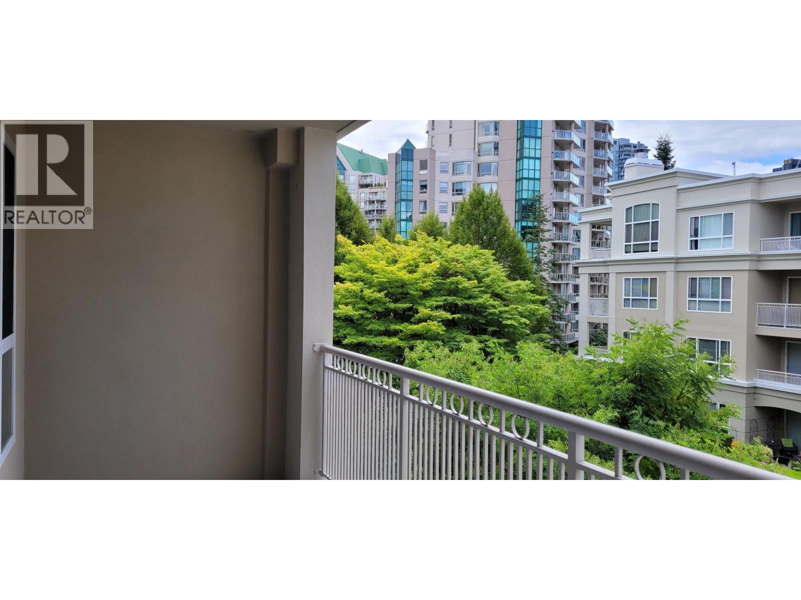 320 3098 Guildford Way, Coquitlam, British Columbia  V3B 7W8 - Photo 19 - R3064001