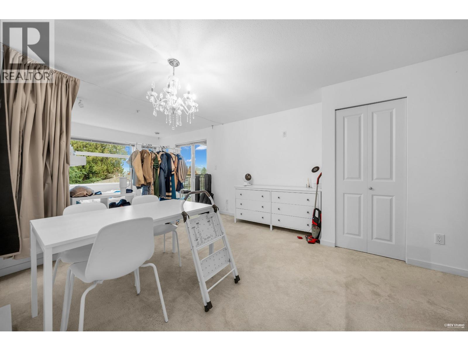 302 6508 Denbigh Avenue, Burnaby, British Columbia  V5H 4W6 - Photo 9 - R3064024