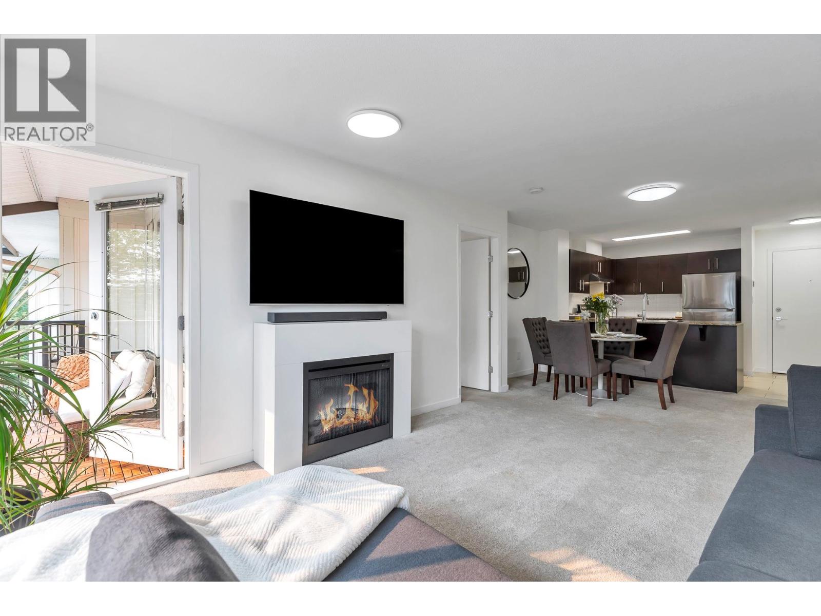 412 11665 Haney Bypass, Maple Ridge, British Columbia  V2X 8W9 - Photo 4 - R3064048