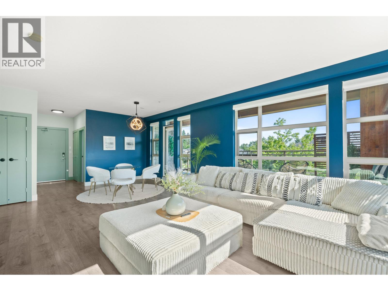 202 3602 Aldercrest Drive, North Vancouver, British Columbia  V7G 0A2 - Photo 10 - R3064064