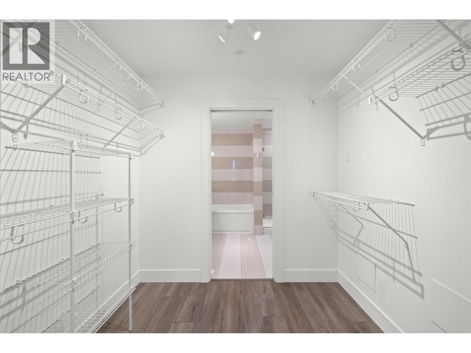 202 3602 Aldercrest Drive, North Vancouver, British Columbia  V7G 0A2 - Photo 18 - R3064064