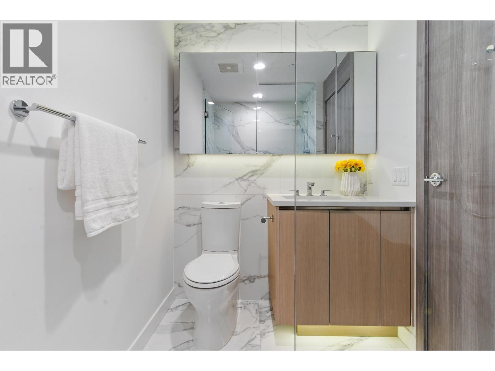 2007 4880 Lougheed Highway, Burnaby, British Columbia  V5C 0N1 - Photo 12 - R3064076