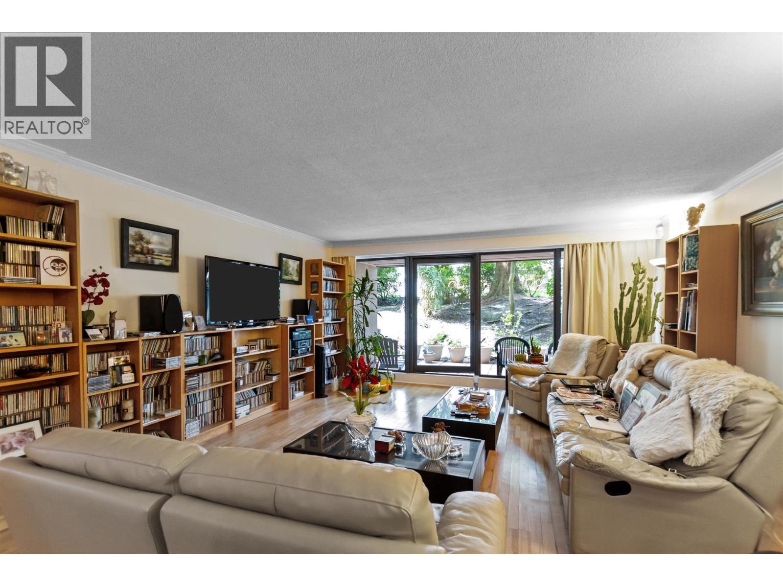 10 1425 Lamey's Mill Road, Vancouver, British Columbia  V6H 3W2 - Photo 4 - R3064104