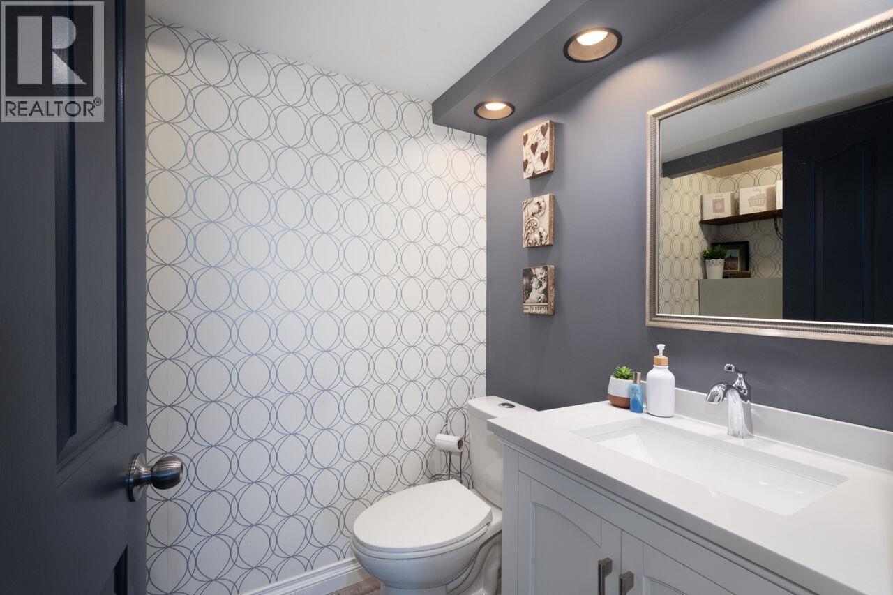 829 Roche Point Drive, North Vancouver, British Columbia  V7H 2W4 - Photo 17 - R3064114