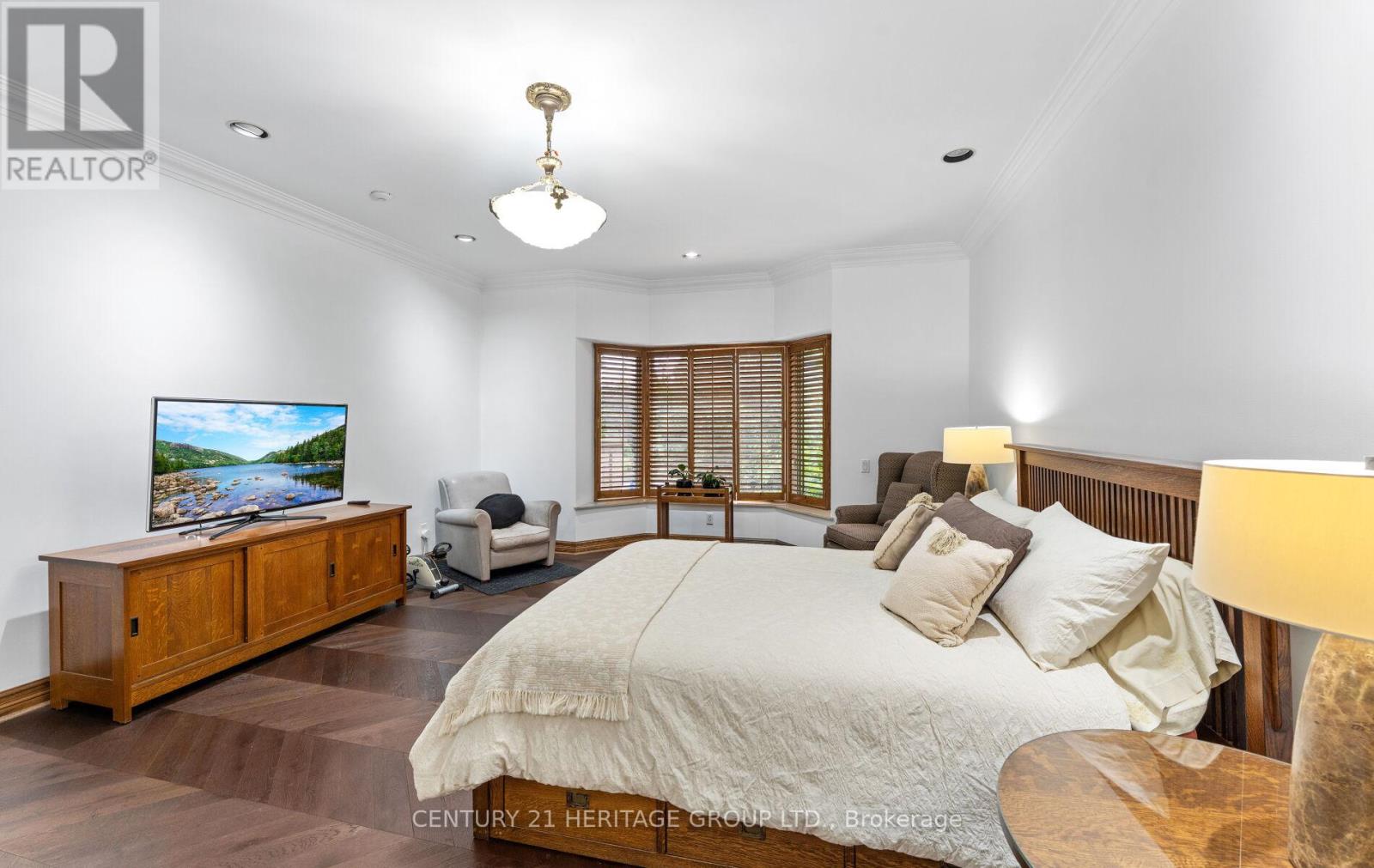 150 Collard Drive, King, Ontario  L7B 1E4 - Photo 20 - N12433098