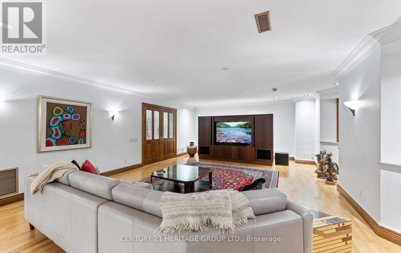 150 Collard Drive, King, Ontario  L7B 1E4 - Photo 24 - N12433098