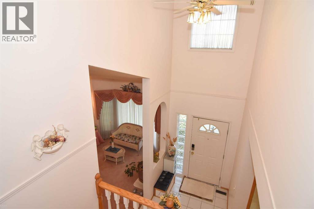 107 Hampshire Close Nw, Calgary, Alberta  T3A 4X9 - Photo 20 - A2255348