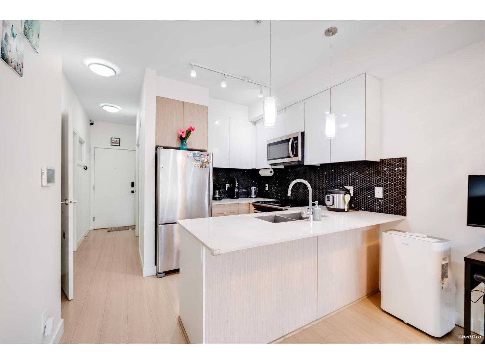 104 6438 195a Street, Surrey, British Columbia V4N 6R5 - Photo 2 - R3063546