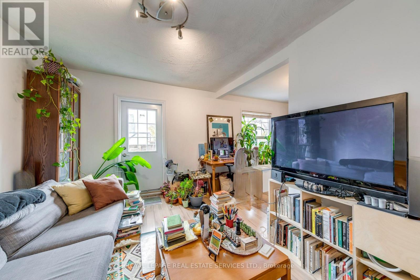 1516 Davenport Road, Toronto, Ontario  M6H 2H8 - Photo 23 - W12503360