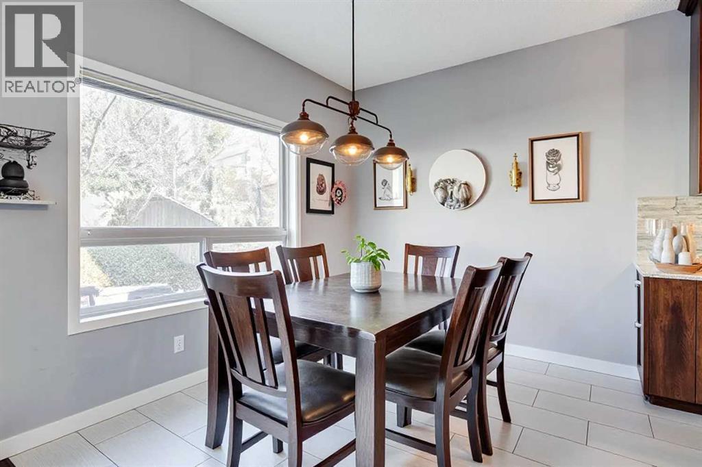 107 Sierra Nevada Close Sw, Calgary, Alberta  T3H 3H7 - Photo 8 - A2267673