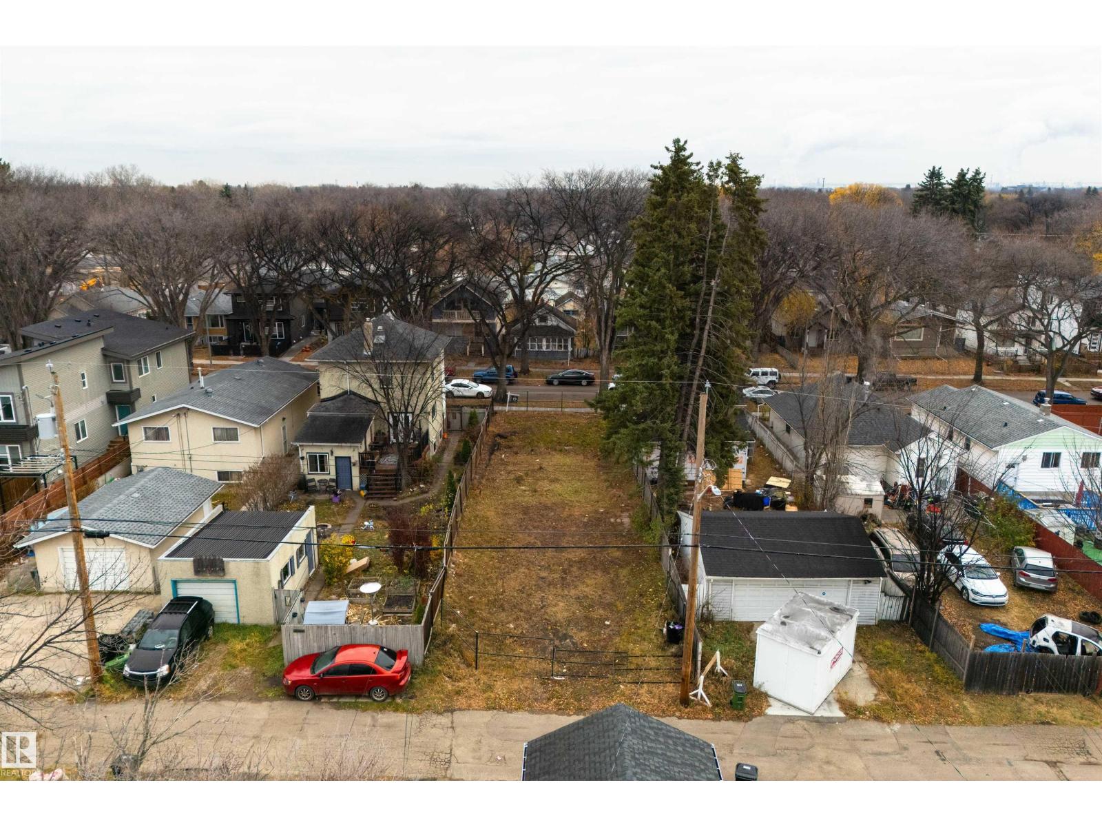 12026 93 St Nw, Edmonton, Alberta  T5G 1E8 - Photo 2 - E4464199