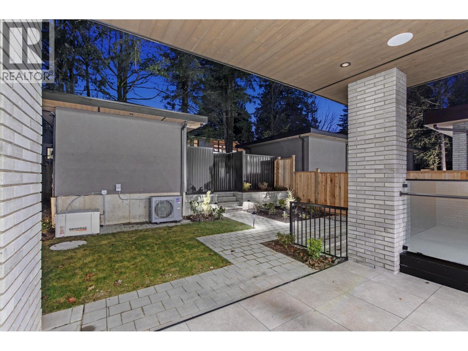 3071 Fromme Road, North Vancouver, British Columbia  V7K 2C8 - Photo 40 - R3064059