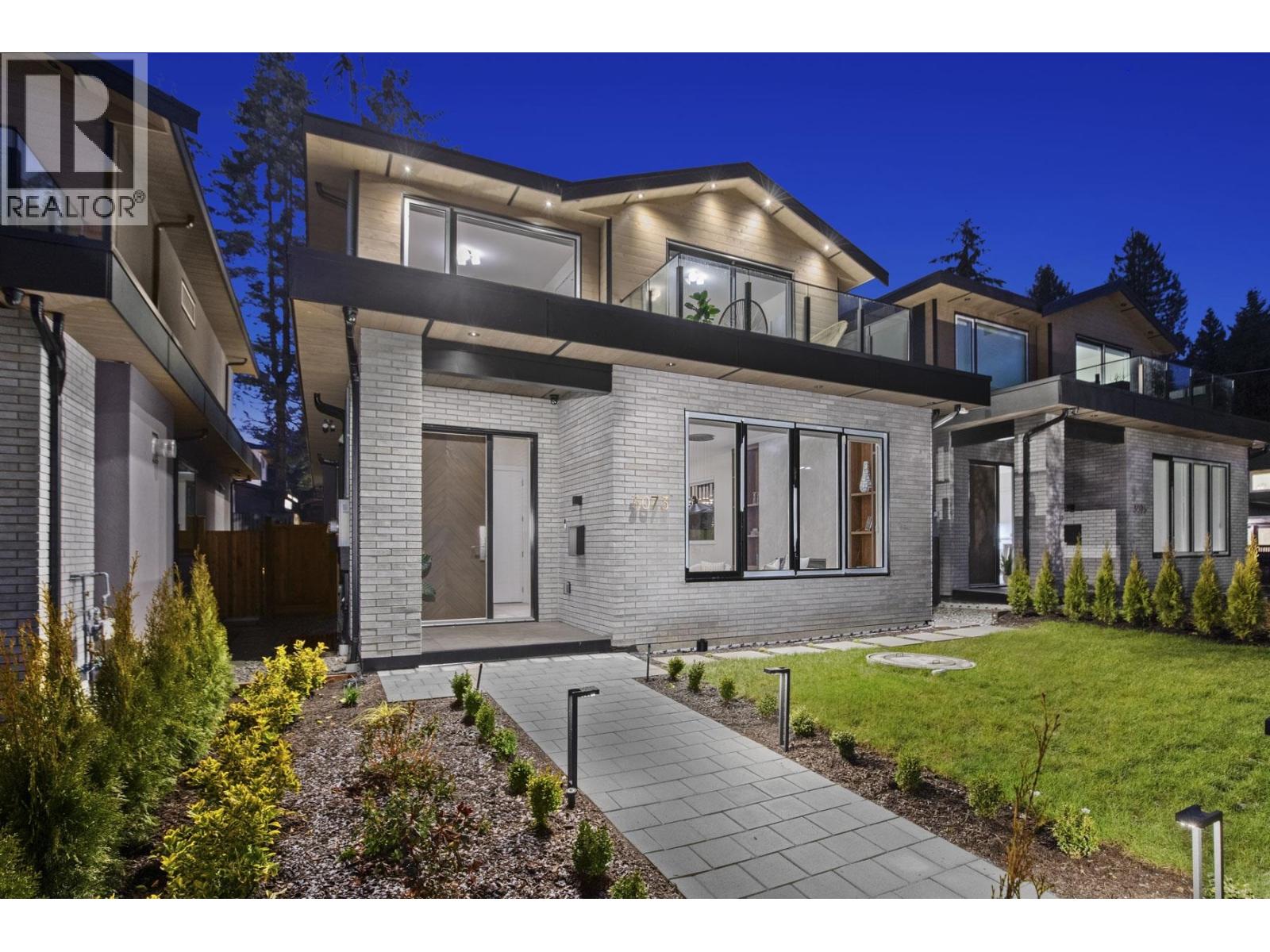 3073 Fromme Road, North Vancouver, British Columbia  V7K 2C8 - Photo 2 - R3064063