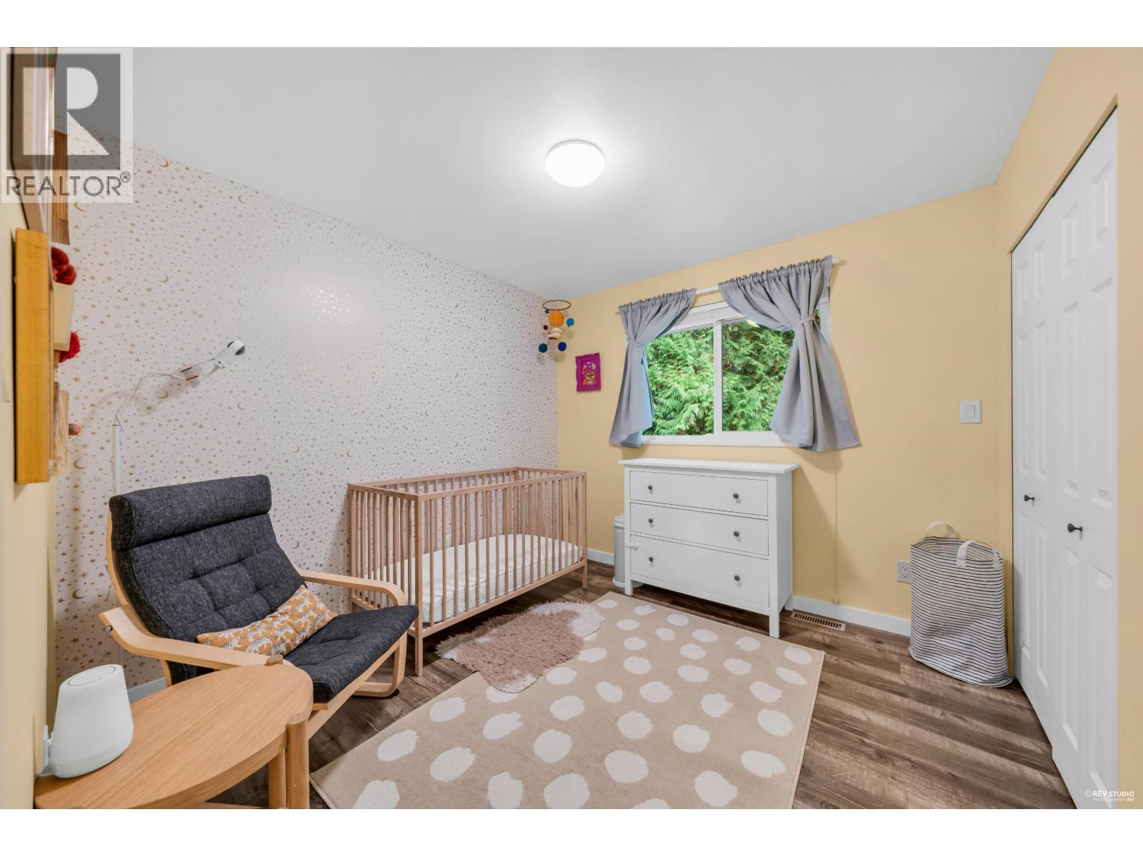 2247 Park Crescent, Coquitlam, British Columbia  V3J 6T3 - Photo 13 - R3064078