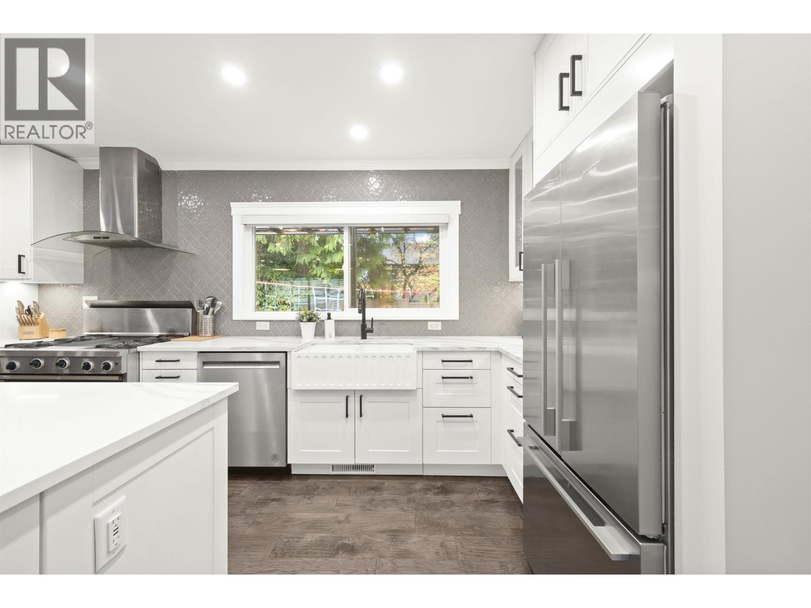 5047 Erin Way, Delta, British Columbia  V4M 1K2 - Photo 10 - R3064106