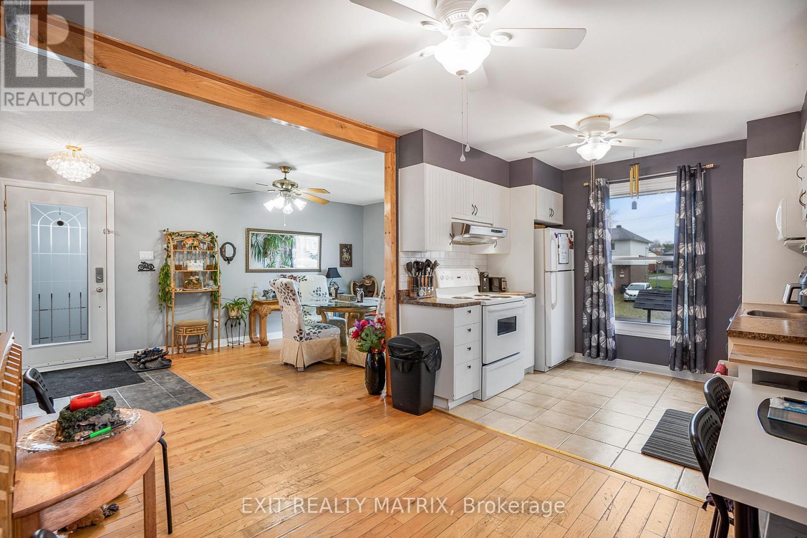 774 James Street, Hawkesbury, Ontario  K6A 1T9 - Photo 10 - X12504436