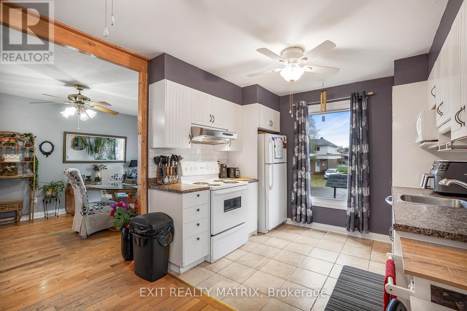 774 James Street, Hawkesbury, Ontario  K6A 1T9 - Photo 12 - X12504436