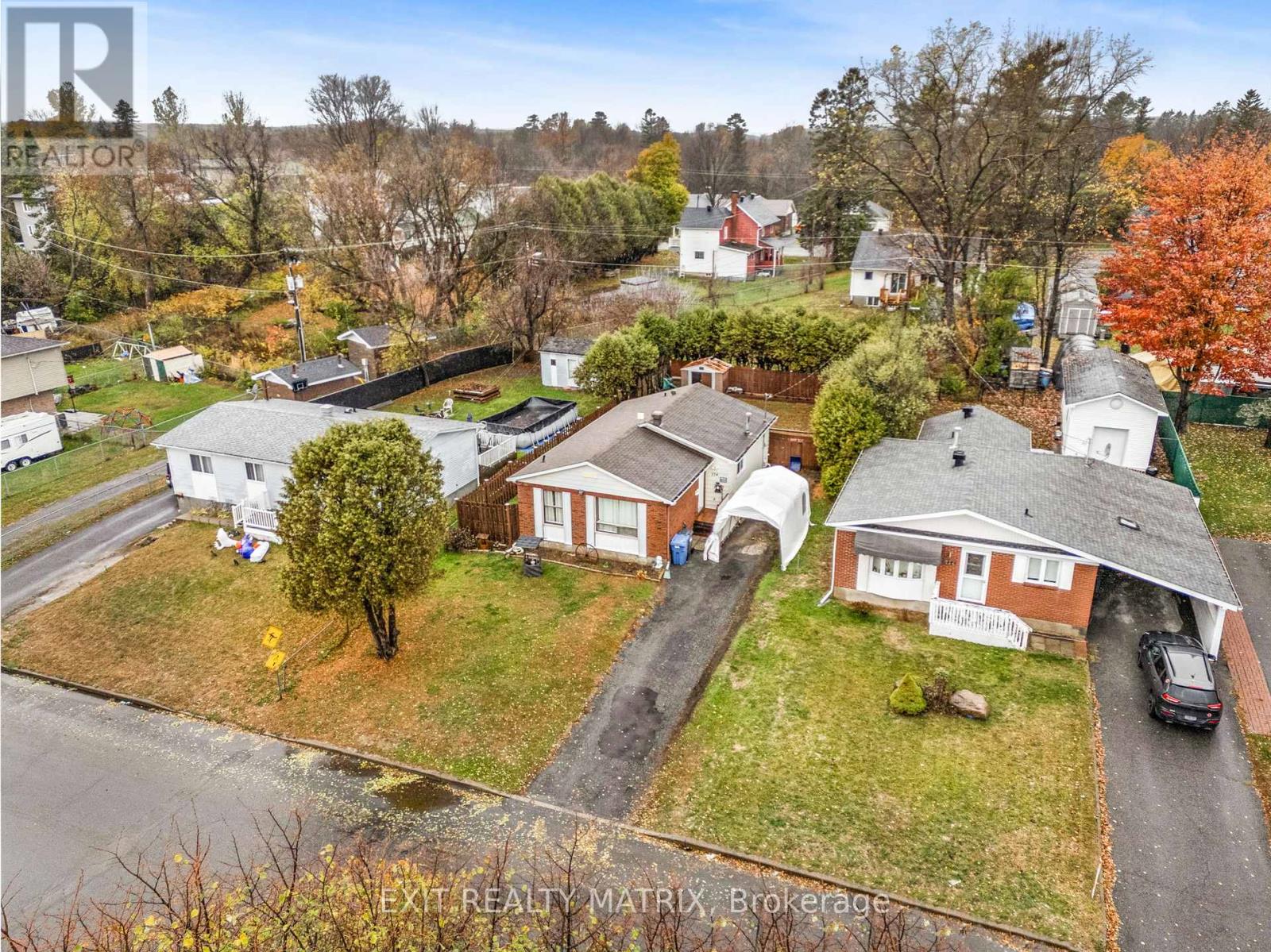 774 James Street, Hawkesbury, Ontario  K6A 1T9 - Photo 2 - X12504436