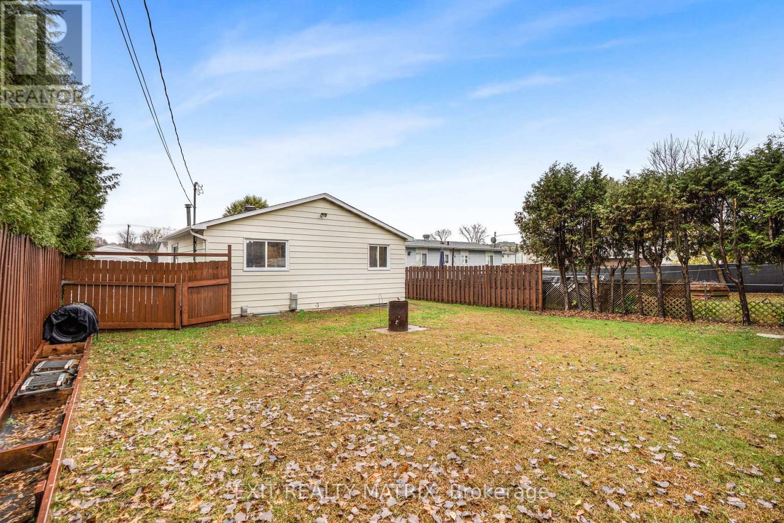 774 James Street, Hawkesbury, Ontario  K6A 1T9 - Photo 26 - X12504436