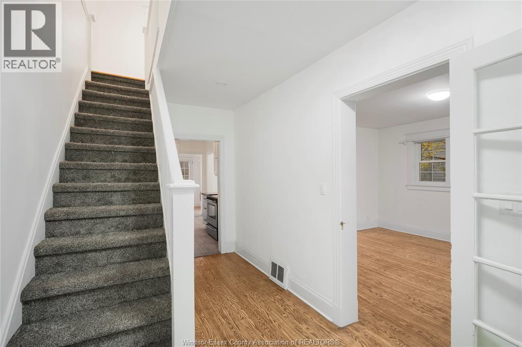 1752 Oneida, Windsor, Ontario N8Y 1S8 - Photo 8 - 25027883