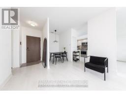 436 - 20 INN ON THE PARK, Toronto, Ontario