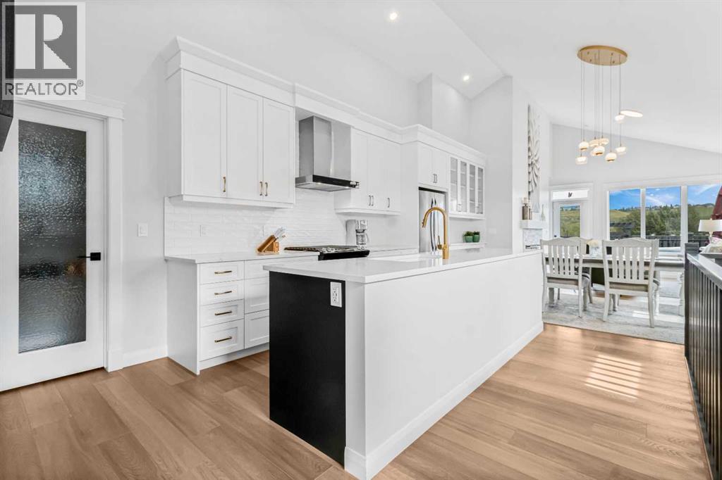 187 Wolf Hollow Manor Se, Calgary, Alberta  T2X 5J9 - Photo 8 - A2252617