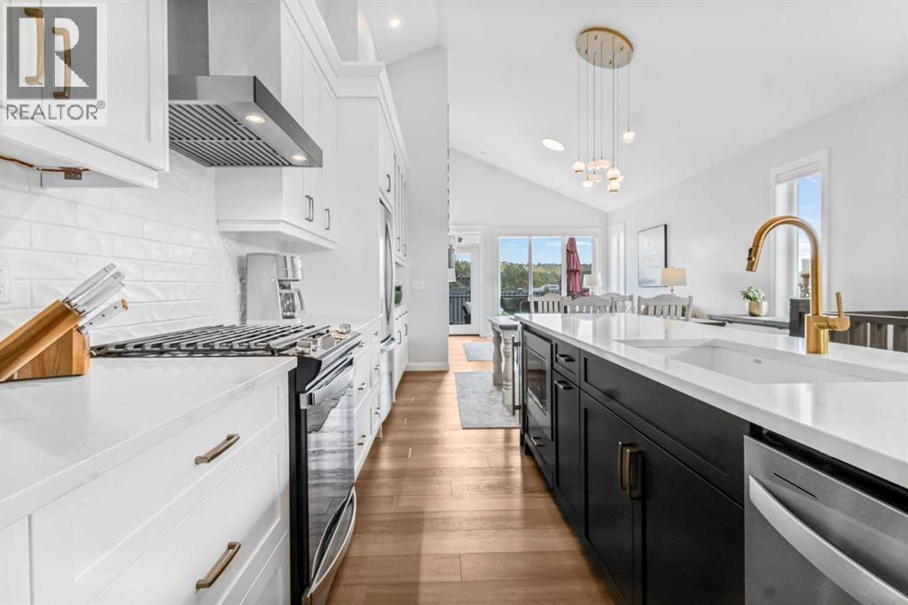 187 Wolf Hollow Manor Se, Calgary, Alberta  T2X 5J9 - Photo 12 - A2252617