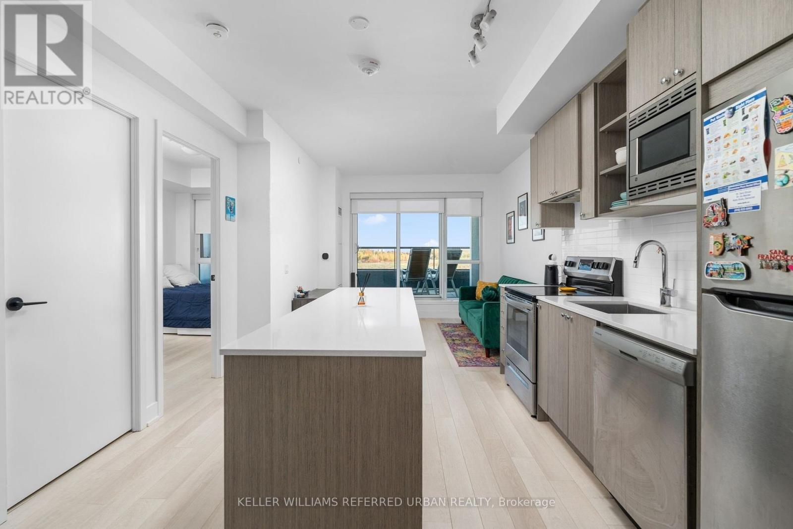 401 - 60 George Butchart Drive, Toronto, Ontario  M3K 0C9 - Photo 9 - W12503706