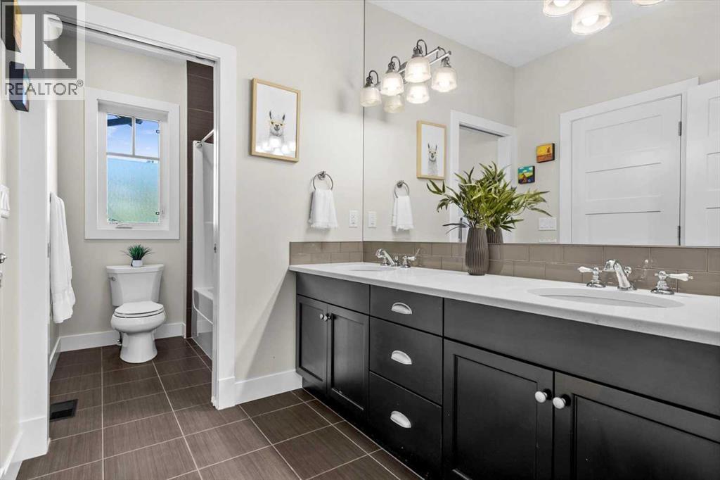 111 Hillside Terrace, Rural Rocky View County, Alberta  T3L 0C9 - Photo 34 - A2259882