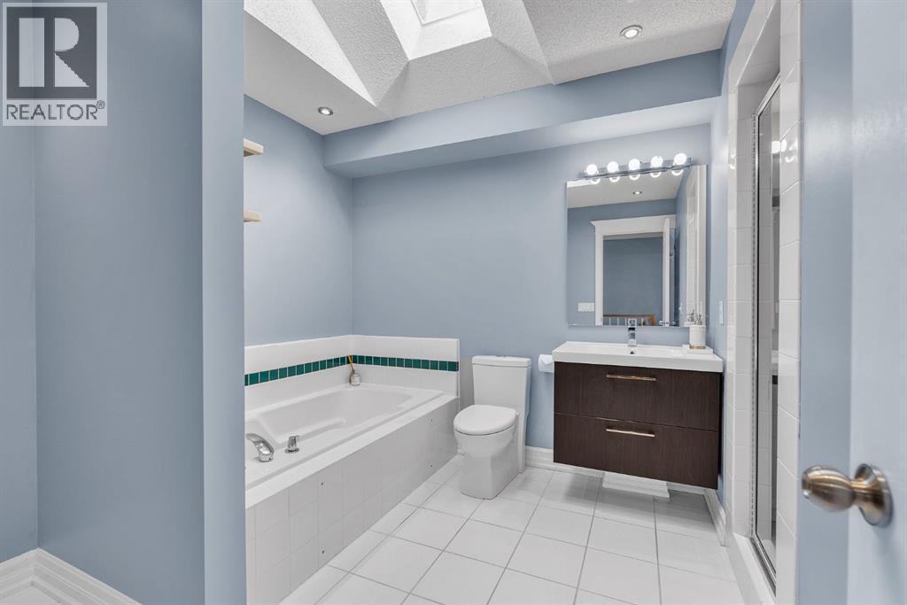 202 30 Avenue Nw, Calgary, Alberta  T2M 2N2 - Photo 32 - A2264722