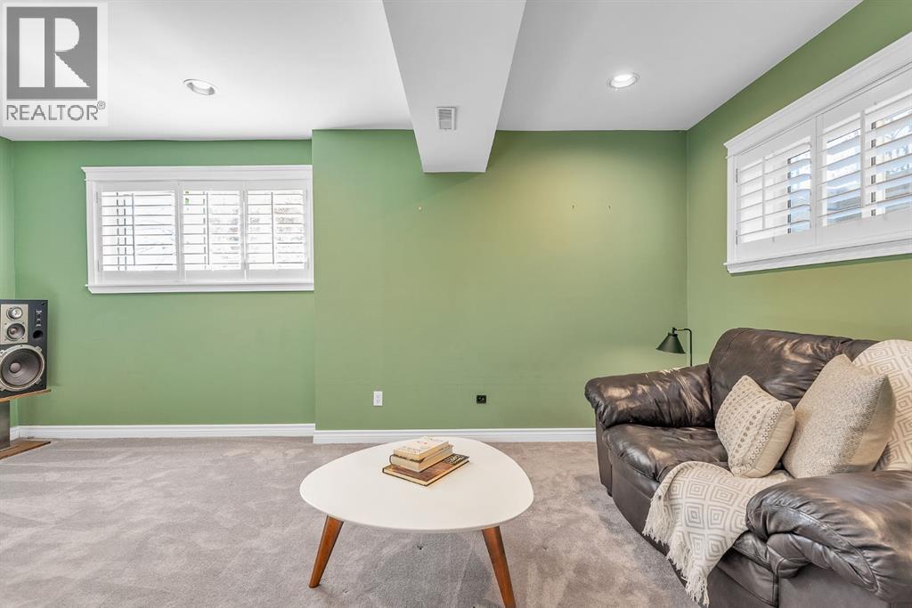 202 30 Avenue Nw, Calgary, Alberta  T2M 2N2 - Photo 38 - A2264722