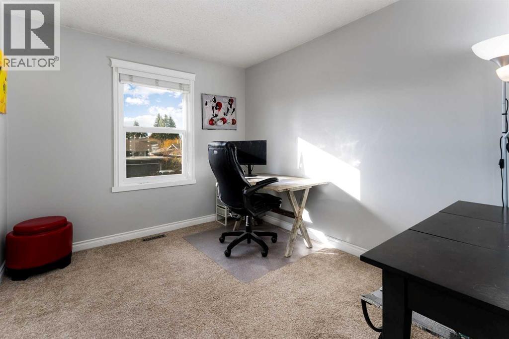 136 Parkside Crescent Se, Calgary, Alberta  T2J 3Y8 - Photo 23 - A2268214