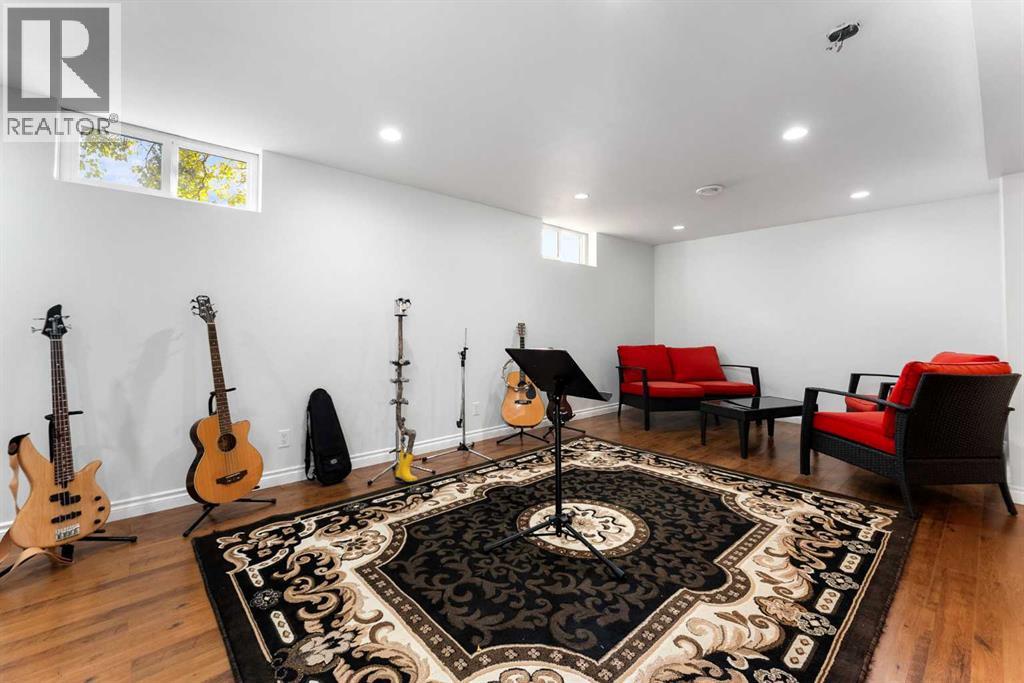 136 Parkside Crescent Se, Calgary, Alberta  T2J 3Y8 - Photo 28 - A2268214