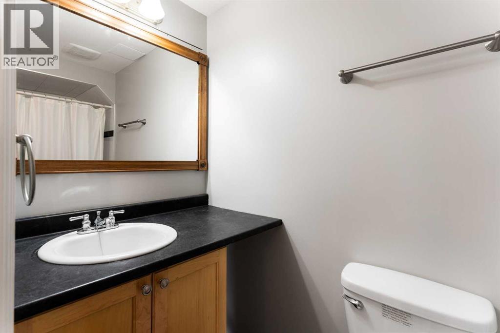 136 Parkside Crescent Se, Calgary, Alberta  T2J 3Y8 - Photo 30 - A2268214