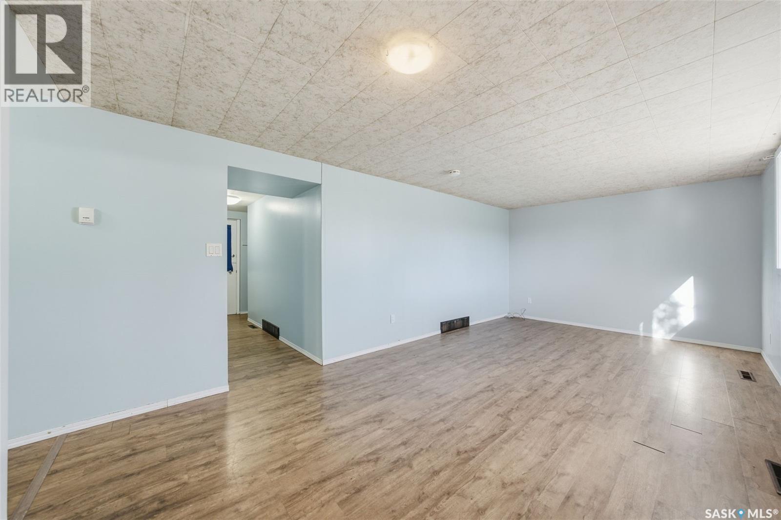 1051 109th Street, North Battleford, Saskatchewan  S9A 2E3 - Photo 19 - SK022278