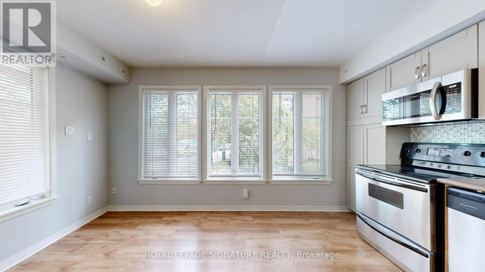 901 - 50 Western Battery Road, Toronto, Ontario  M6K 3P1 - Photo 3 - C12504470